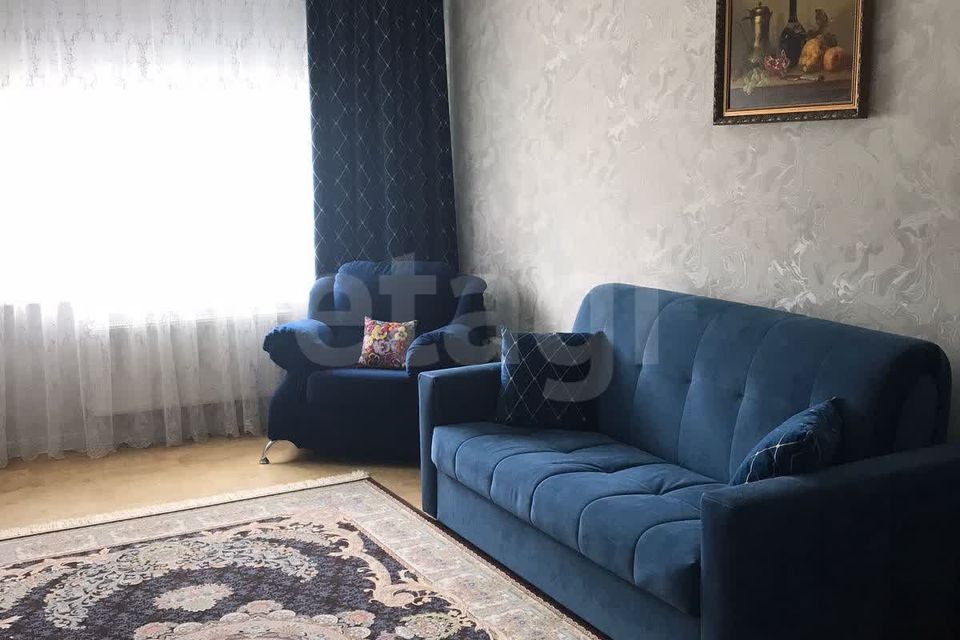 Продаётся 2-комнатная квартира, 62.2 м²