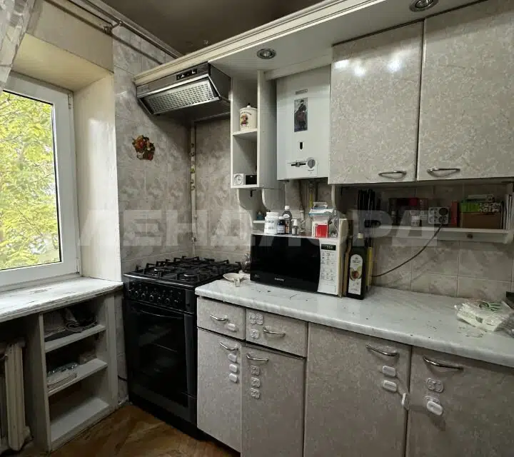 Продаётся 3-комнатная квартира, 55.4 м²