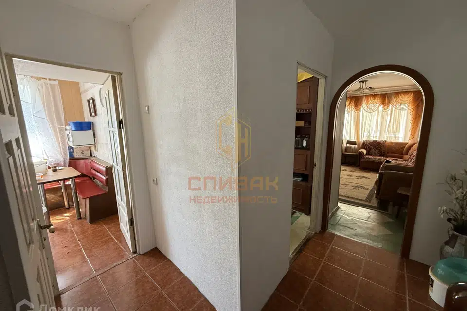 Продаётся 3-комнатная квартира, 52.2 м²