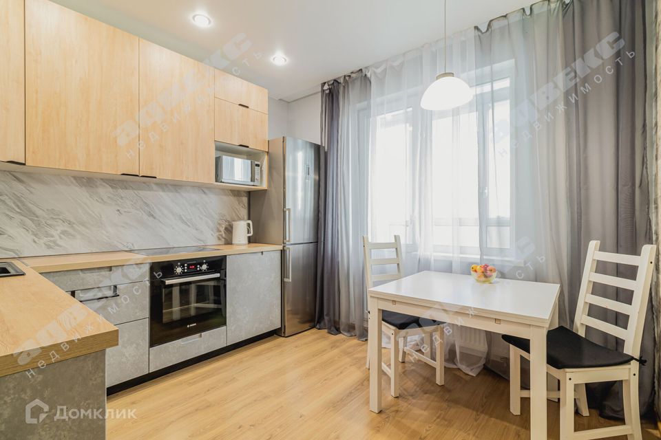 Продаётся 2-комнатная квартира, 55.3 м²
