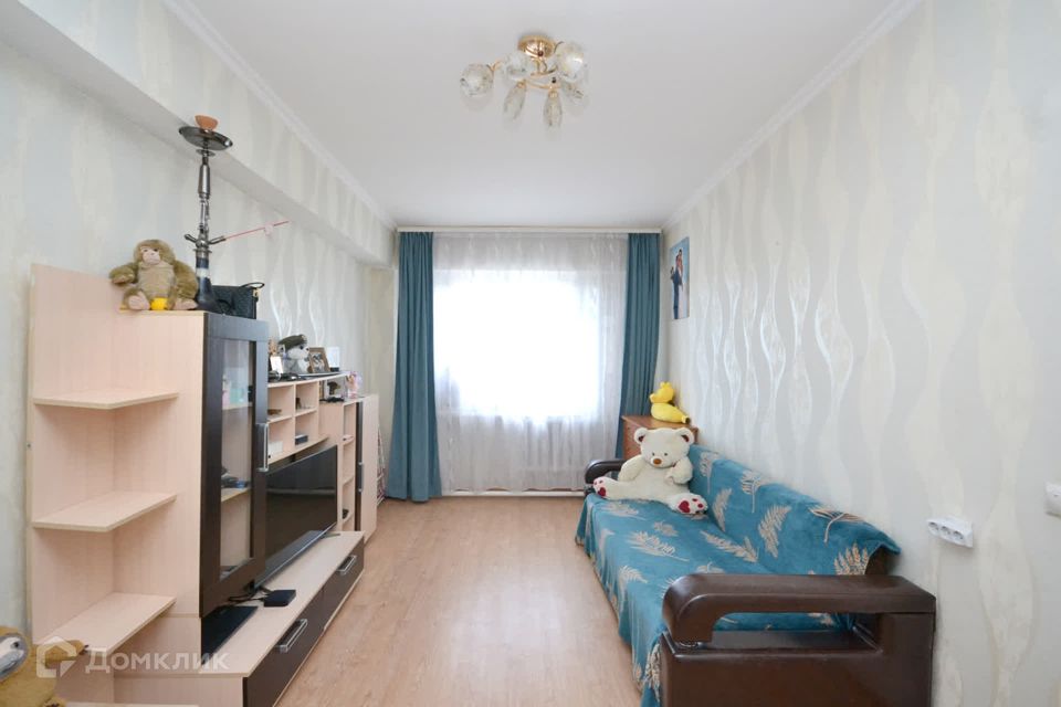 Продаётся 1-комнатная квартира, 41.3 м²