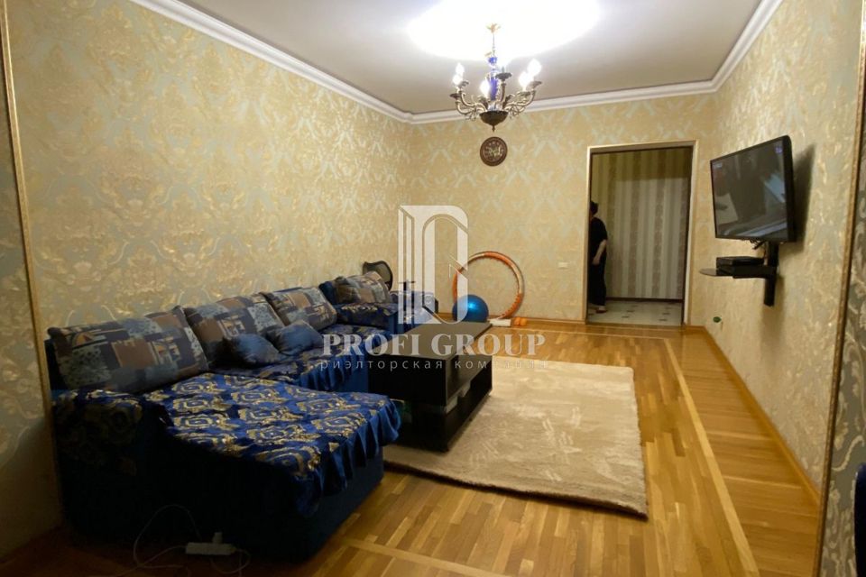 Продаётся 2-комнатная квартира, 100 м²