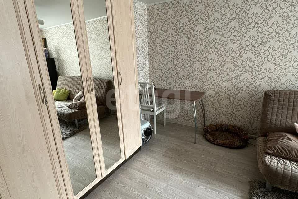 Продаётся 2-комнатная квартира, 42.2 м²