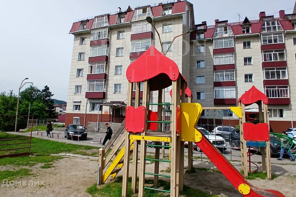 Продаётся 1-комнатная квартира, 43.2 м²