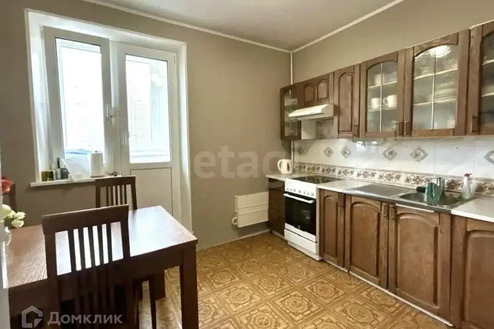 Продаётся 1-комнатная квартира, 38 м²