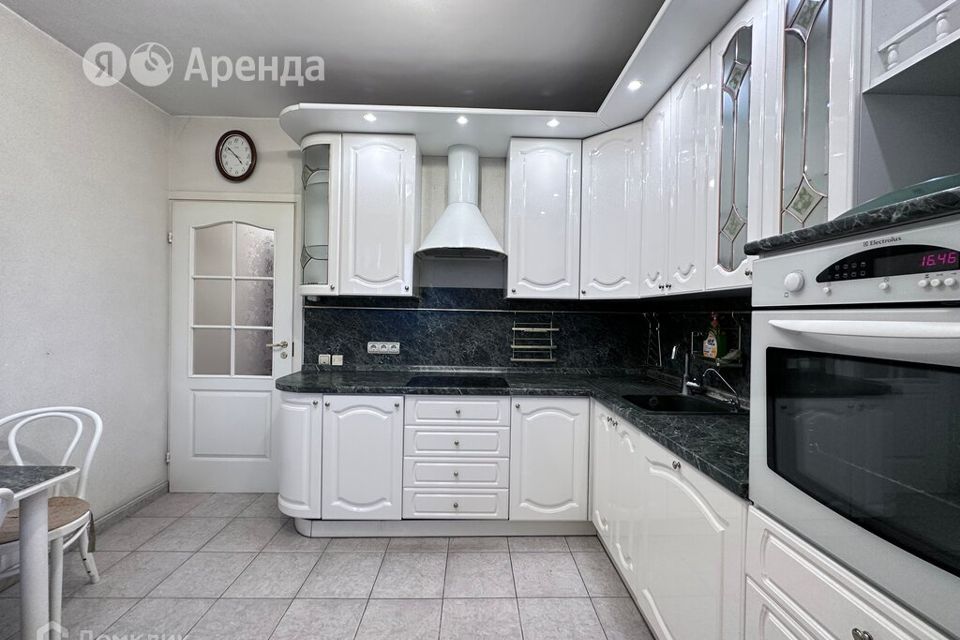 Сдаётся 3-комнатная квартира, 77 м²