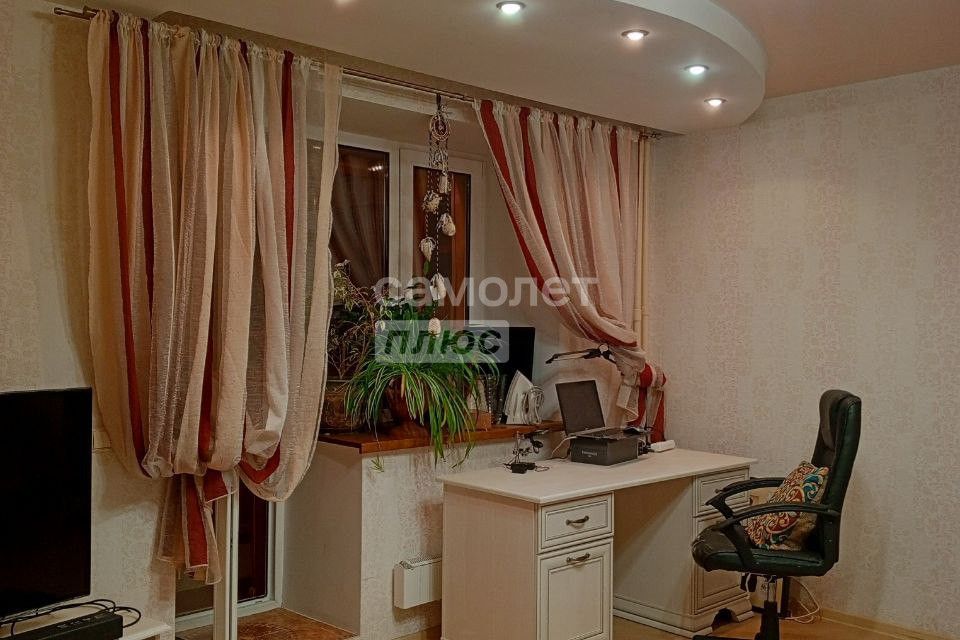 Продаётся 3-комнатная квартира, 100 м²