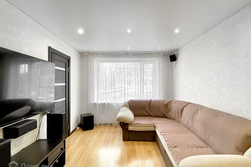 Продаётся 3-комнатная квартира, 47.4 м²