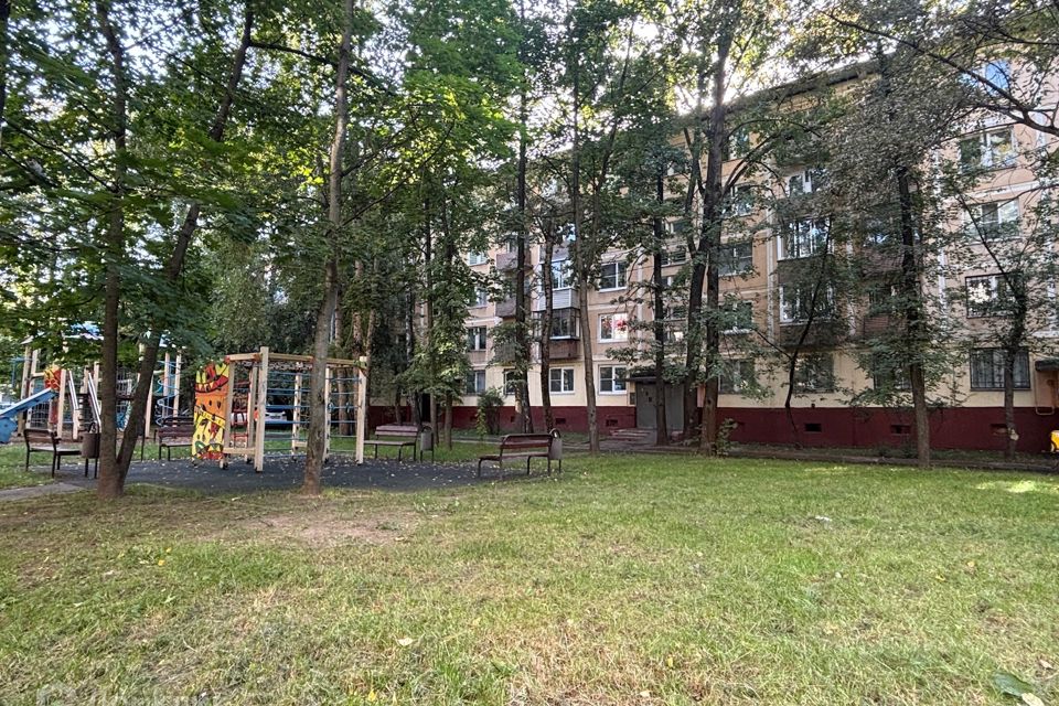 Продаётся 3-комнатная квартира, 56.8 м²