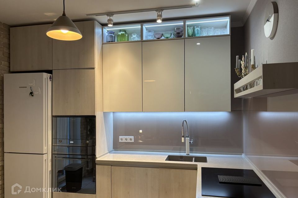 Продаётся 2-комнатная квартира, 46.4 м²