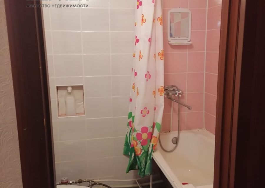 Продаётся 2-комнатная квартира, 41.8 м²