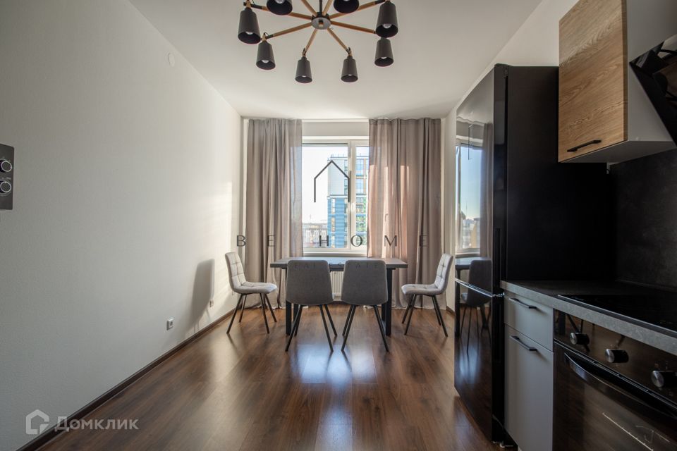 Сдаётся 2-комнатная квартира, 56 м²