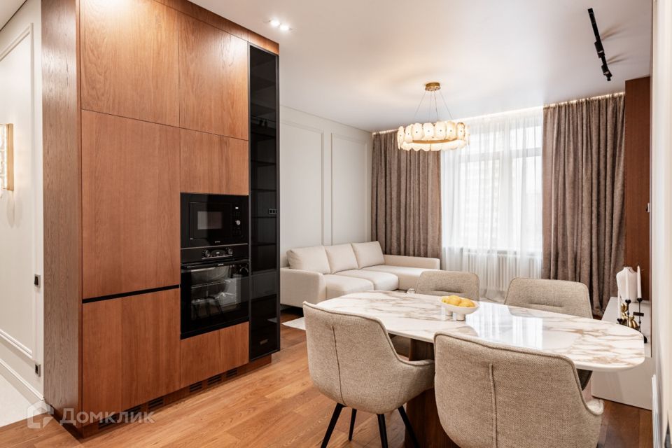 Продаётся 4-комнатная квартира, 95 м²