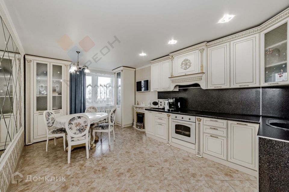 Продаётся 3-комнатная квартира, 95.7 м²