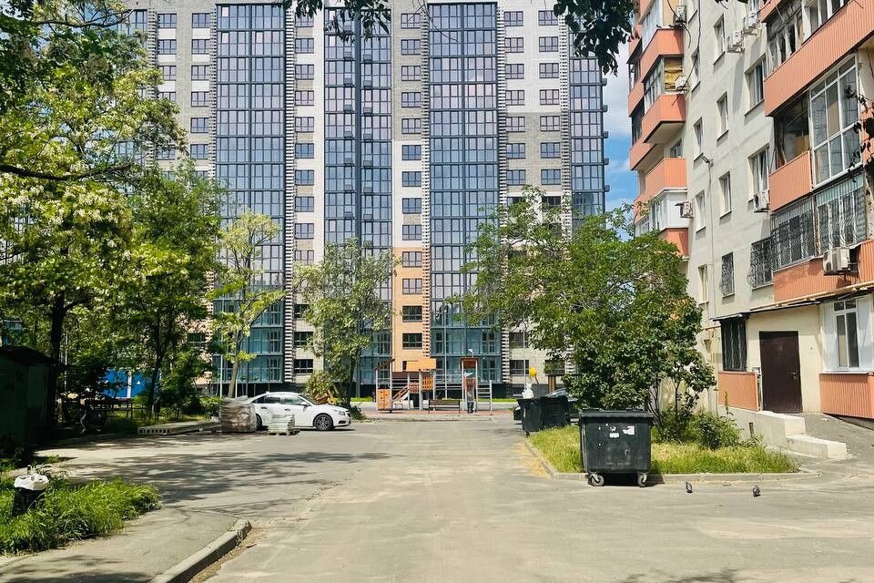 Продаётся 4-комнатная квартира, 77.6 м²