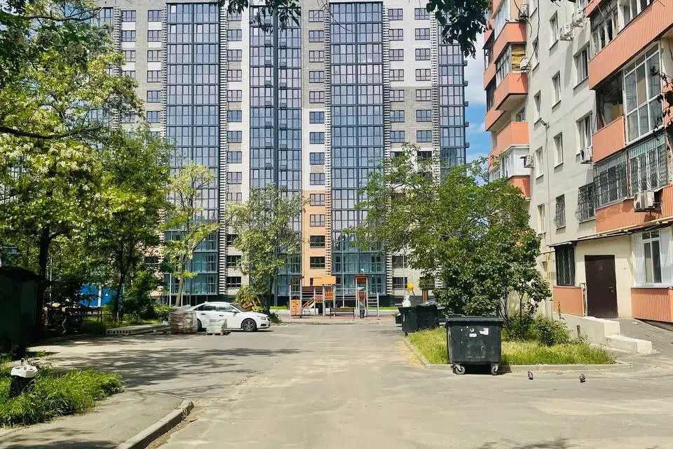 Продаётся 4-комнатная квартира, 77.6 м²