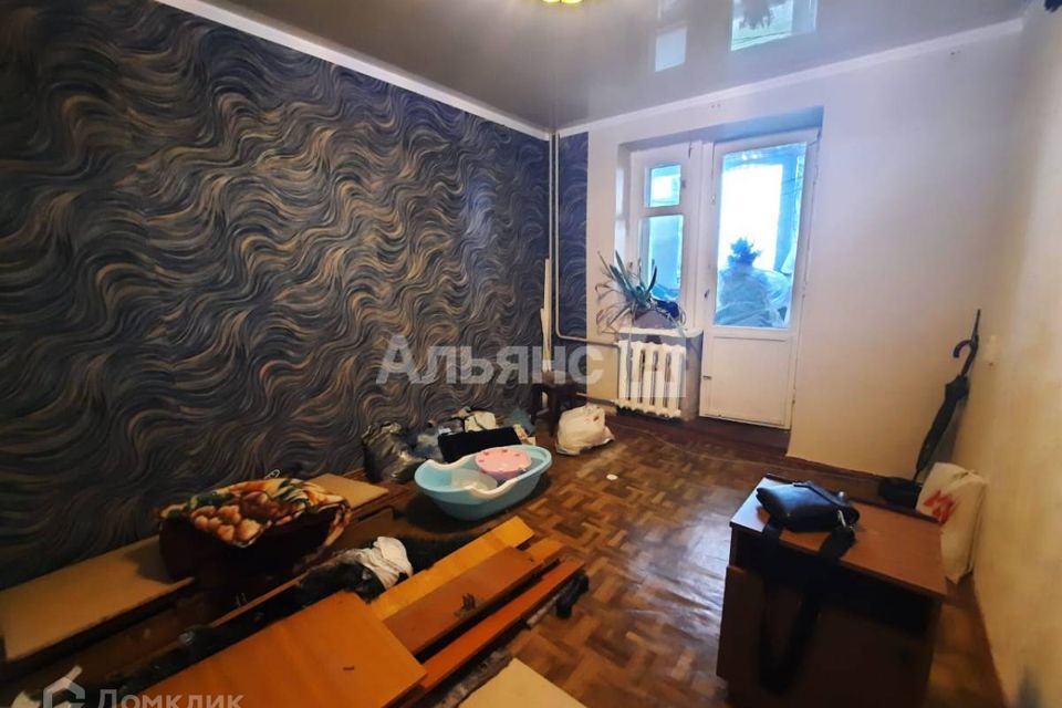 Продаётся 4-комнатная квартира, 71.6 м²