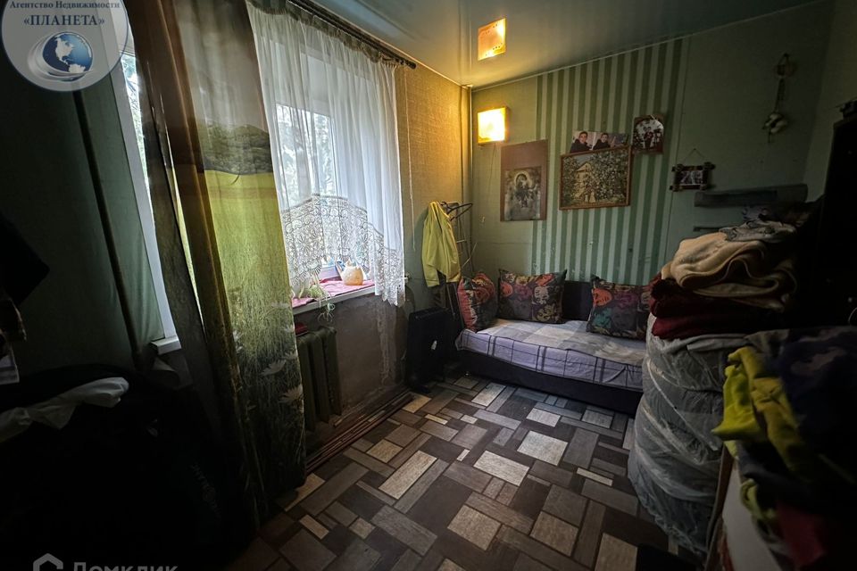 Продаётся 3-комнатная квартира, 51.7 м²
