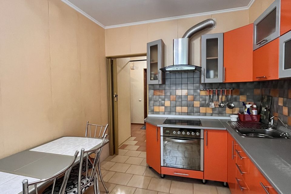 Сдаётся 2-комнатная квартира, 57 м²