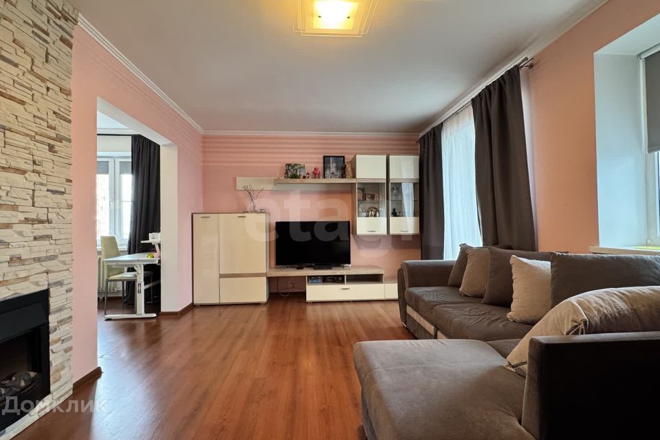 Продаётся 3-комнатная квартира, 72.2 м²