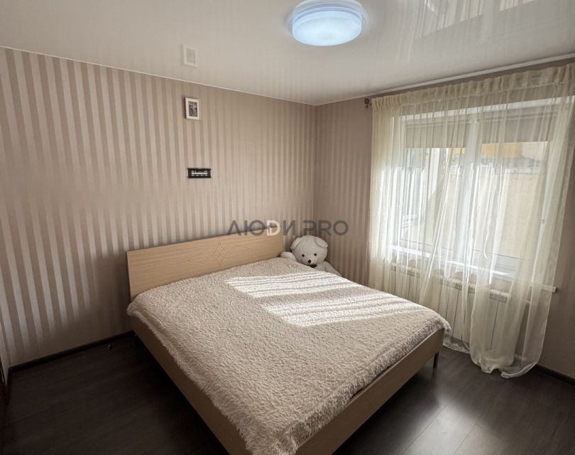Продаётся 2-комнатная квартира, 67.6 м²