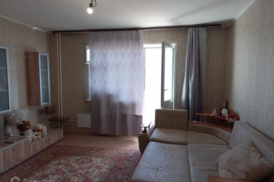 Продаётся 1-комнатная квартира, 39.7 м²