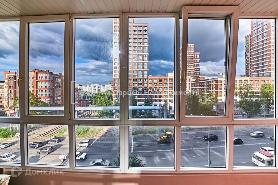 Продаётся 4-комнатная квартира, 102.6 м²