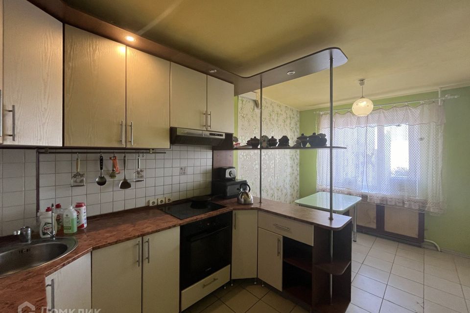 Продаётся 4-комнатная квартира, 92.6 м²