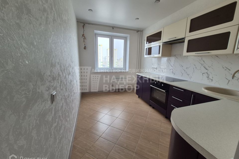 Продаётся 3-комнатная квартира, 65.5 м²