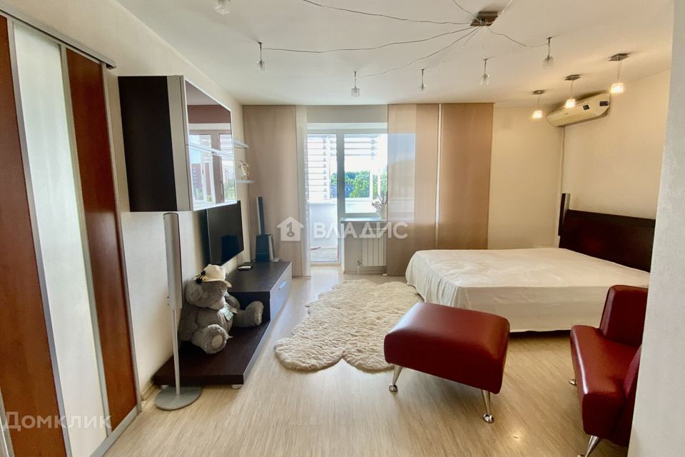 Продаётся 1-комнатная квартира, 54.5 м²
