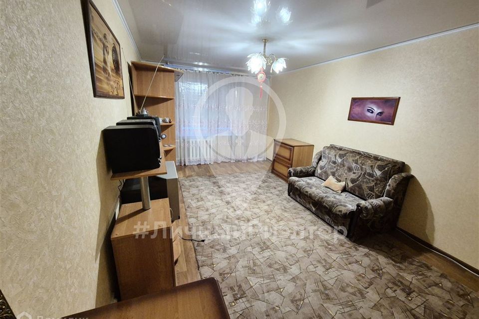 Продаётся 1-комнатная квартира, 48.9 м²