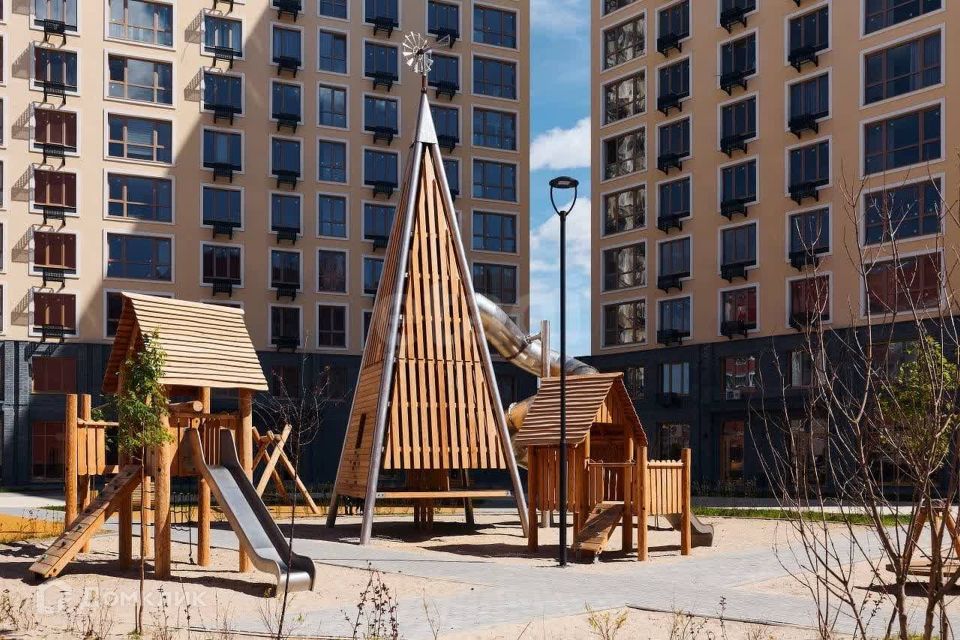 Продаётся 1-комнатная квартира, 38 м²