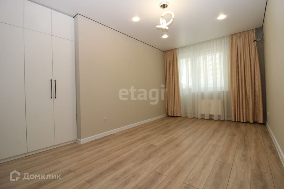 Продаётся 1-комнатная квартира, 44.2 м²