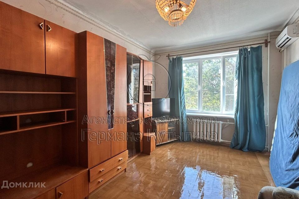 Продаётся 2-комнатная квартира, 55.8 м²