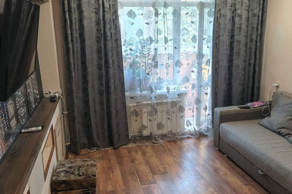Сдаётся 2-комнатная квартира, 50 м²