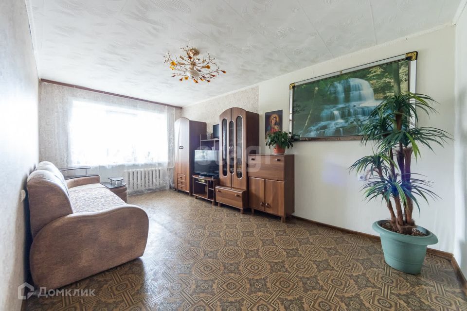 Продаётся 3-комнатная квартира, 58.9 м²
