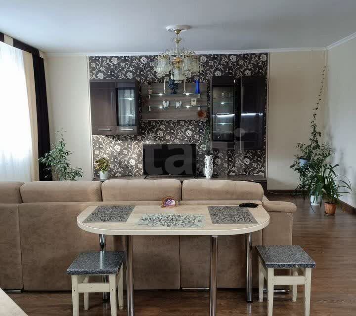 Сдаётся 2-комнатная квартира, 70 м²