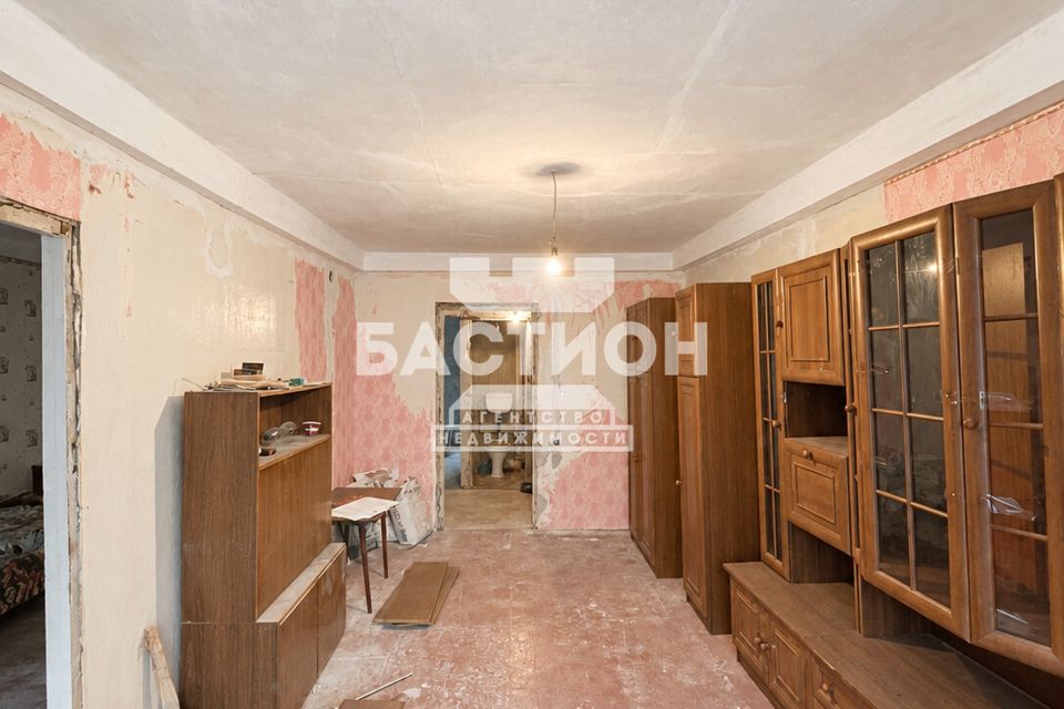Продаётся 3-комнатная квартира, 57.7 м²