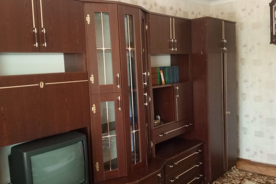 Сдаётся 2-комнатная квартира, 42 м²