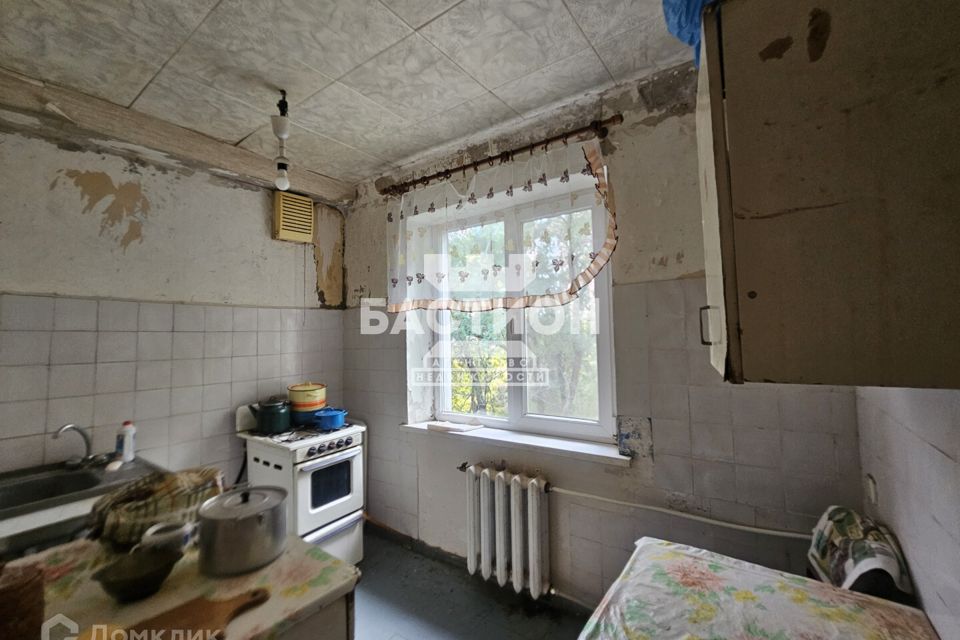 Продаётся 4-комнатная квартира, 59 м²