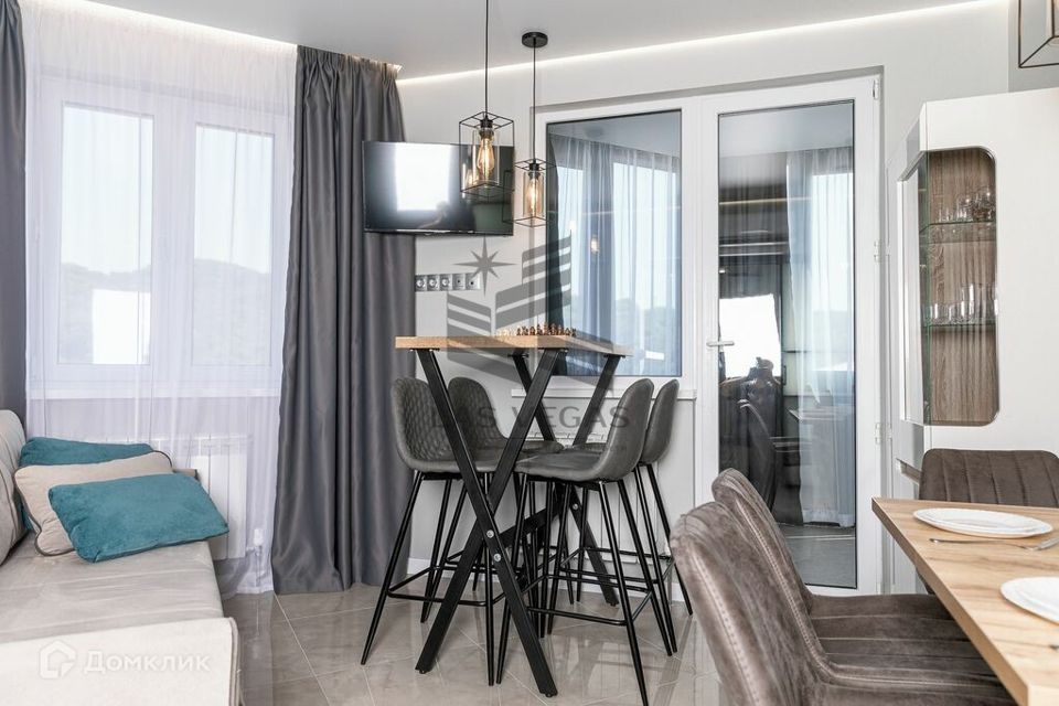 Сдаётся 2-комнатная квартира, 57 м²
