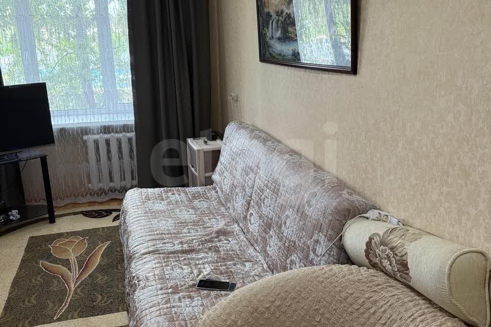 Продаётся комната в 2-комн. квартире, 27.7 м²