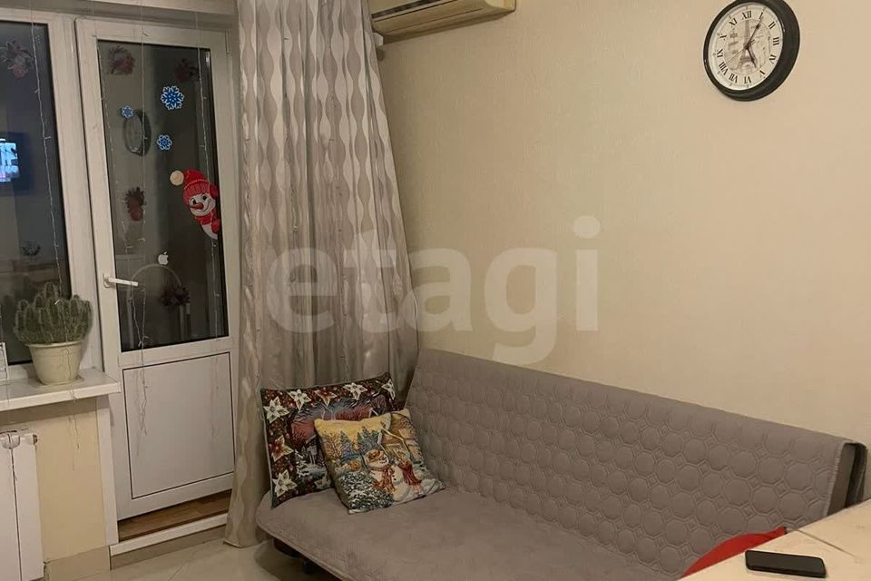 Продаётся 2-комнатная квартира, 72.3 м²