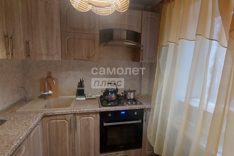 Продаётся 3-комнатная квартира, 56.3 м²