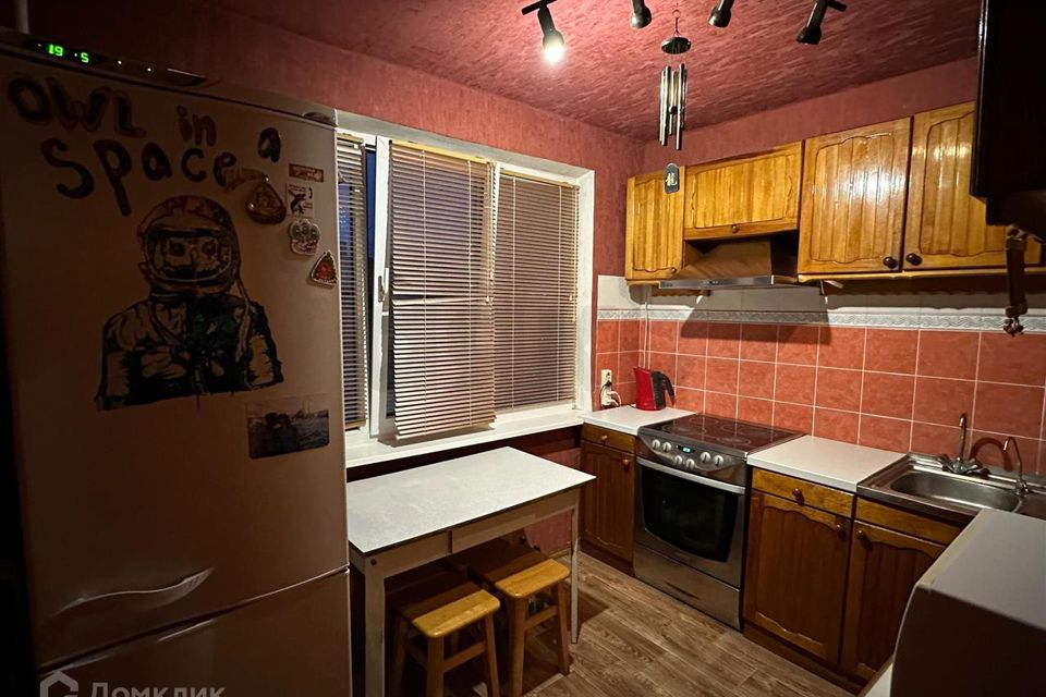 Продаётся 3-комнатная квартира, 56.8 м²