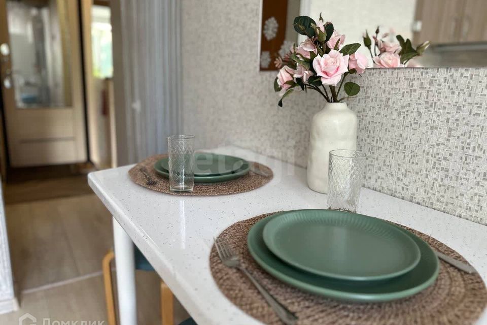 Продаётся 3-комнатная квартира, 59.5 м²