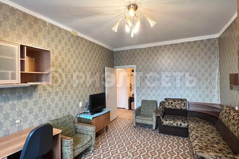 Продаётся 1-комнатная квартира, 40.6 м²