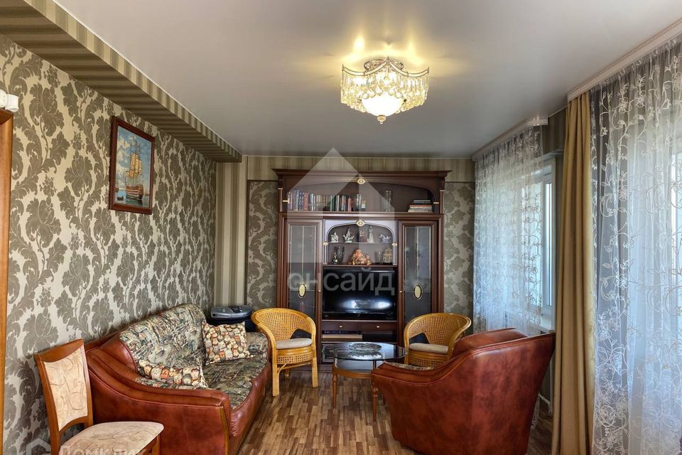 Продаётся 2-комнатная квартира, 62.2 м²