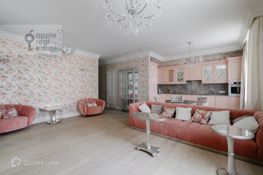 Сдаётся 3-комнатная квартира, 130 м²