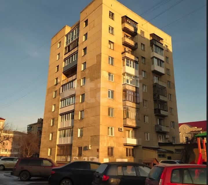 Продаётся 3-комнатная квартира, 53.2 м²